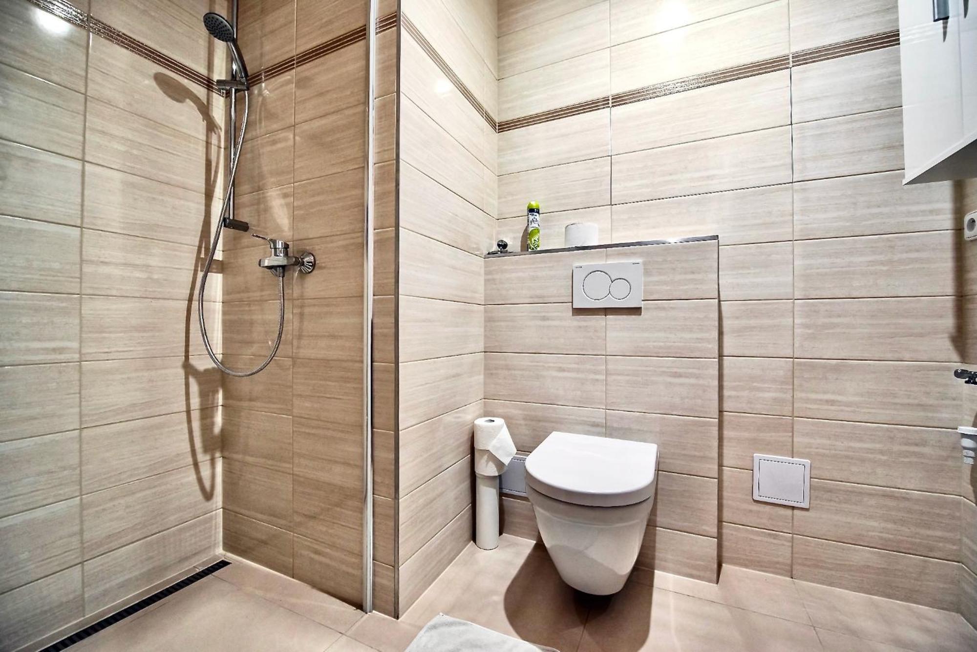 Dobrovskeho 30 Apartmán *